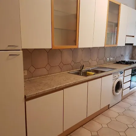 Ferienwohnung La Casa Di Ari Vicinissimo Ospedale Gaslini Genova Exterior foto